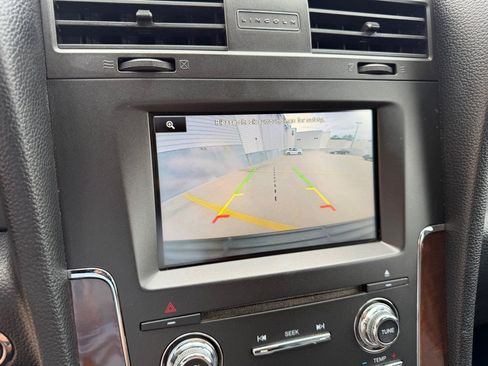 Used 2015 Lincoln Navigator 4WD image 17