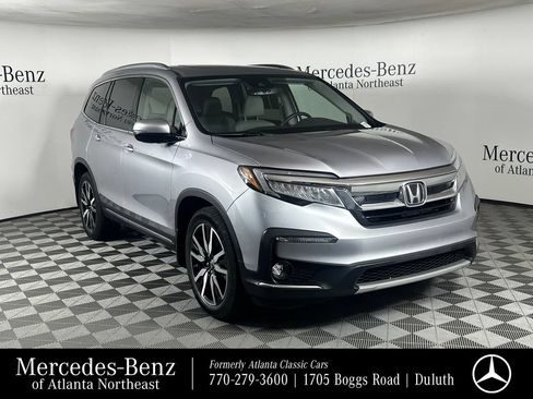 Used 2022 Honda Pilot Touring image 1