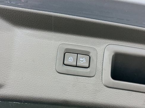 Used 2025 MAZDA CX-50 AWD 2.5 S w/ Premium Package image 32