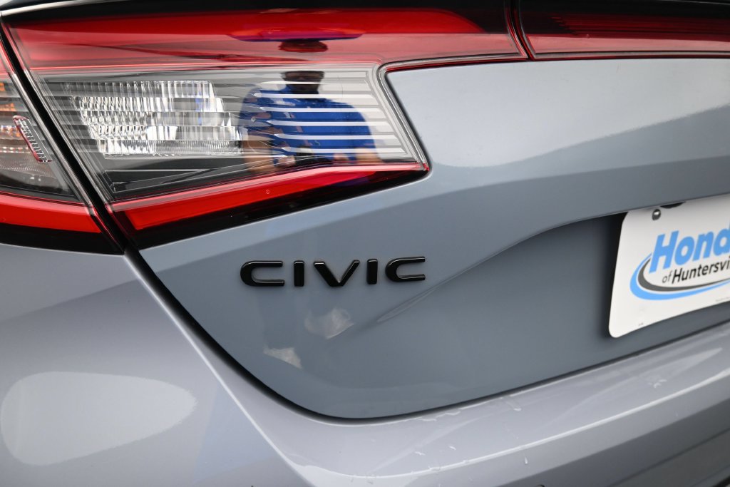 Used 2022 Honda Civic Sport Touring image 18
