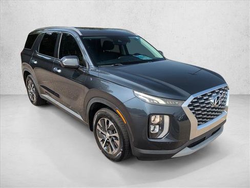 Used 2020 Hyundai Palisade SEL FWD image 3