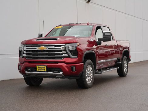 Used 2025 Chevrolet Silverado 3500 High Country w/ High Country Premium Package AWD/4WD image 7