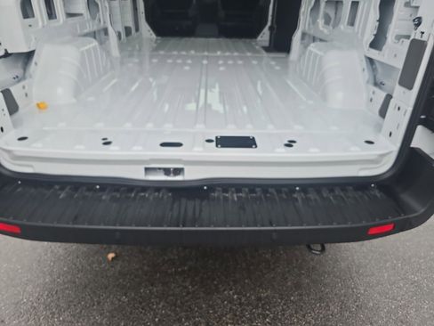 New 2026 Ford Transit 250 148 Medium Roof Extended AWD image 10