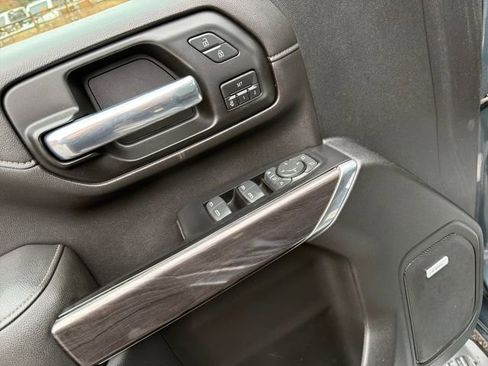 Used 2020 Chevrolet Silverado 2500 LTZ w/ LTZ Premium Package image 13