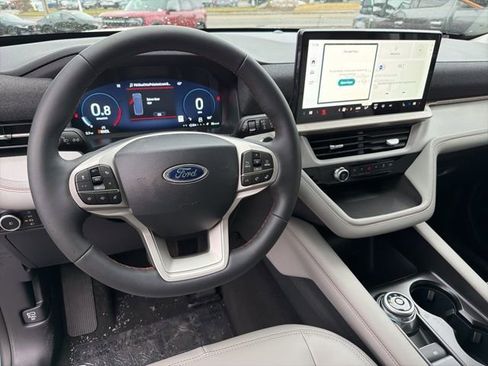 New 2026 Ford Explorer Active w/ Active Comfort Package image 17
