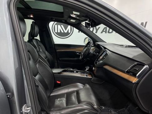 Used 2017 Volvo XC90 T6 Inscription w/ Vision Package image 34