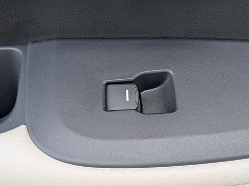 New 2026 Honda HR-V LX image 26