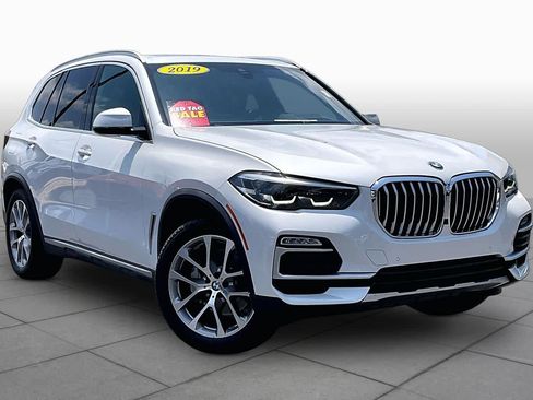 Used 2019 BMW X5 xDrive40i w/ Premium Package 2 AWD/4WD image 3