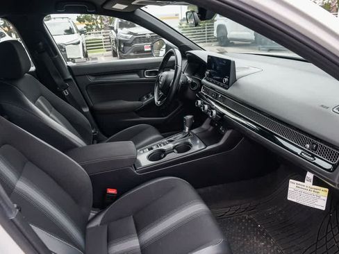 Used 2024 Honda Civic Sport image 17