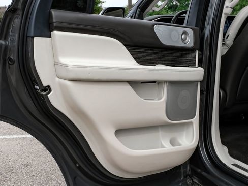 Used 2023 Lincoln Navigator Black Label AWD/4WD image 42
