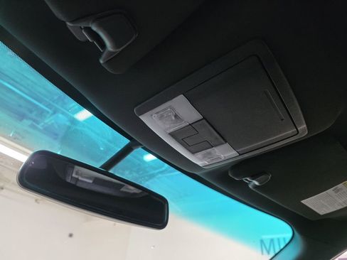 Used 2014 Ford Explorer Sport image 32