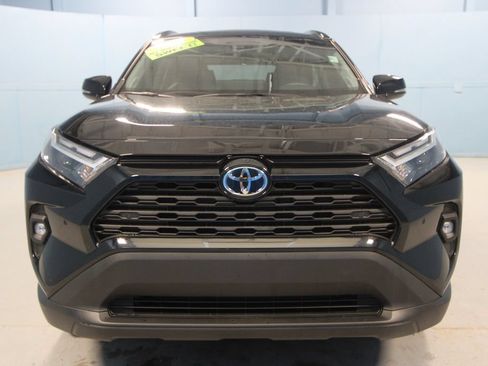 Used 2025 Toyota RAV4 XLE Premium w/ Weather Package AWD/4WD image 30
