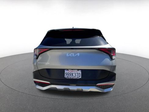 Used 2025 Kia Sportage LX image 12