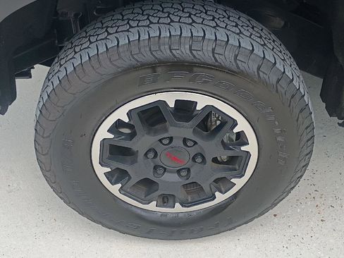 Used 2026 Toyota Tacoma TRD Off-Road AWD/4WD image 24