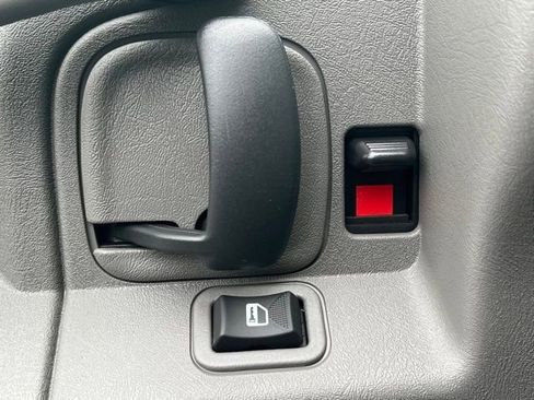 New 2025 Chevrolet Express 2500 image 15