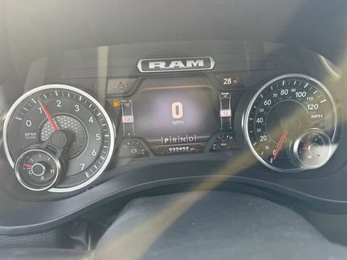 Used 2024 RAM 1500 Laramie image 19