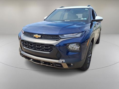 Used 2023 Chevrolet TrailBlazer ACTIV w/ Sun and Liftgate Package AWD/4WD image 4