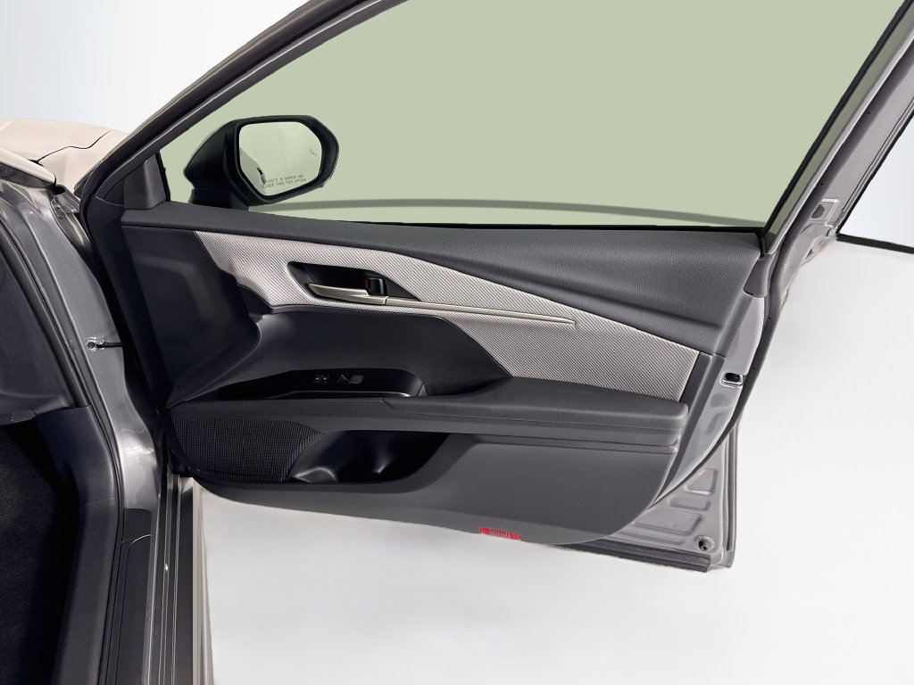 Used 2025 Toyota Camry SE w/ Multimedia Upgrade Package FWD image 25