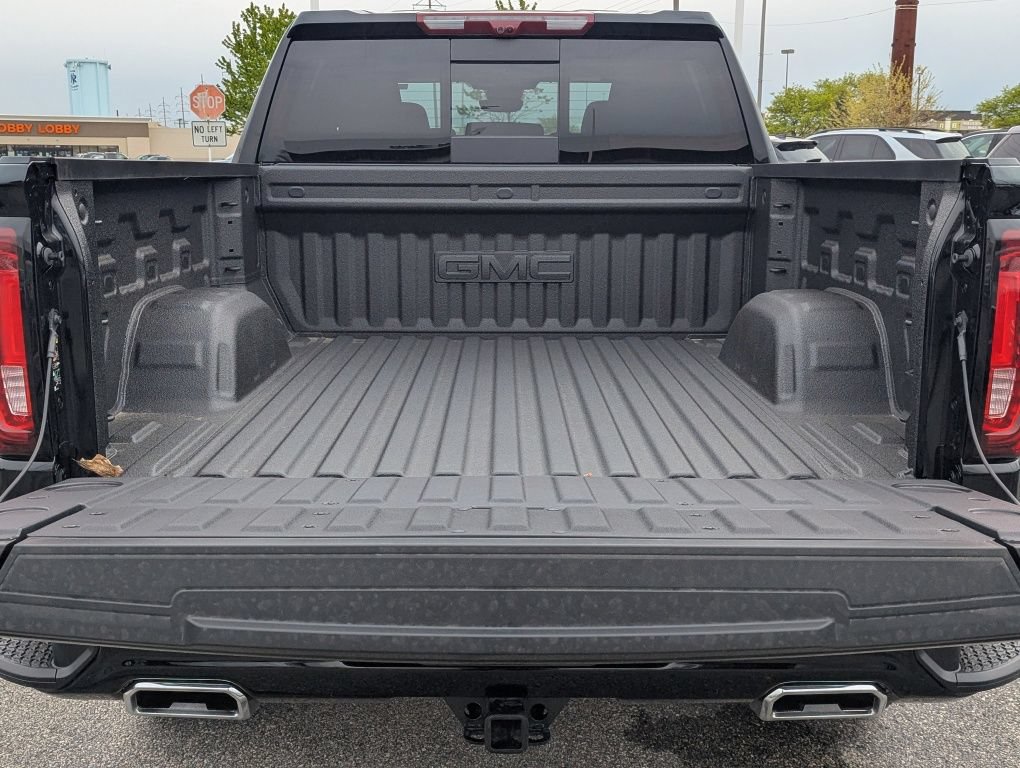 New 2026 GMC Sierra 1500 AT4 w/ AT4 Premium Package AWD/4WD image 28