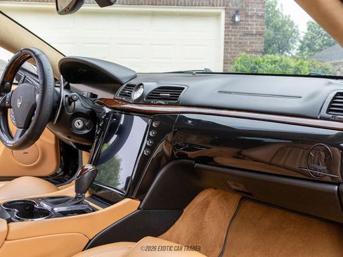 Used 2011 Maserati GranTurismo S RWD image 39