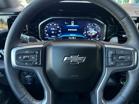 Used 2024 Chevrolet Silverado 1500 LT Trail Boss w/ LT Trail Boss Premium Package image 26