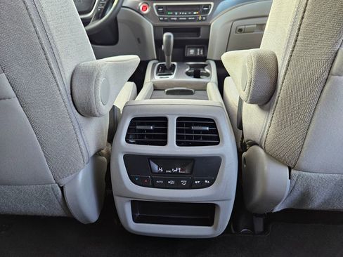 Used 2017 Honda Pilot EX image 31