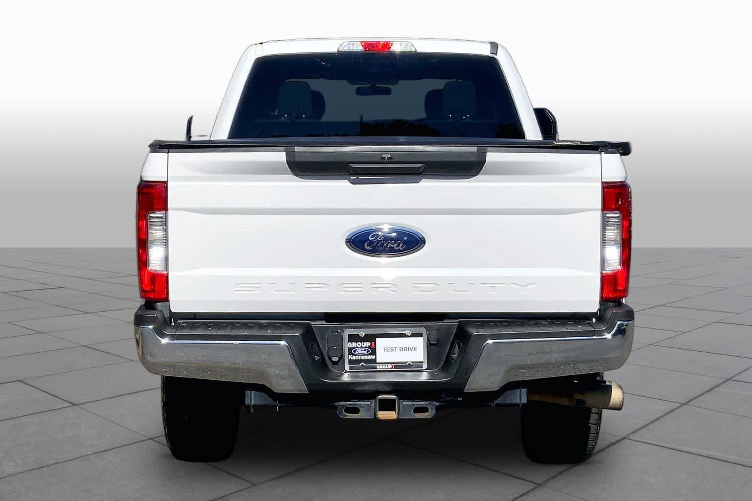 Used 2018 Ford F250 XLT AWD/4WD image 5