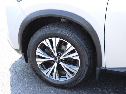 Used 2023 Nissan Rogue SV AWD/4WD image 11