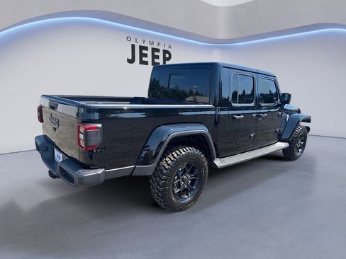 New 2025 Jeep Gladiator Sport image 5