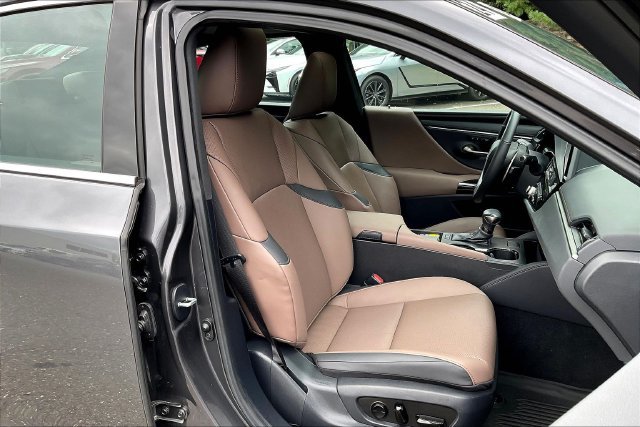 Certified 2024 Lexus ES 350 w/ Premium Package FWD image 28