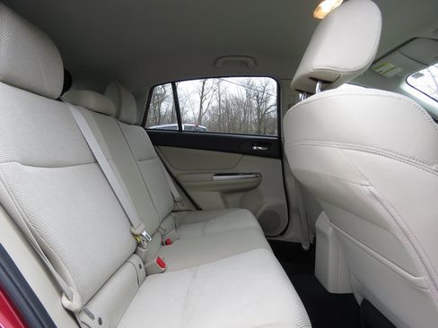 Used 2015 Subaru Crosstrek 2.0i Premium image 16