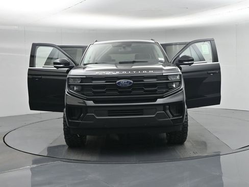 New 2026 Ford Expedition Max Active image 35