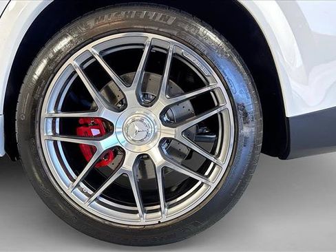 Used 2024 Mercedes-Benz GLE 63 AMG S image 30