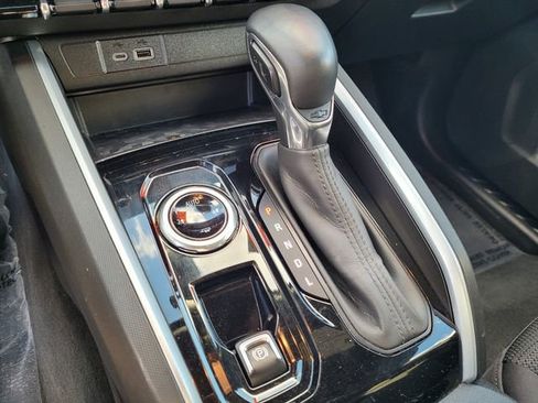 Used 2023 Chevrolet Colorado LT w/ LT Convenience Package II image 20