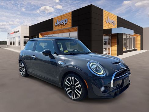 Used 2019 MINI Cooper S w/ Storage Package FWD image 1