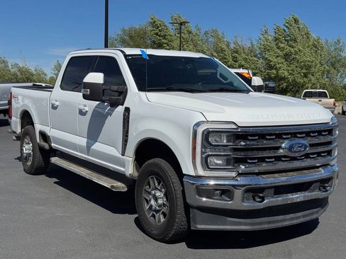 Used 2023 Ford F250 Lariat w/ FX4 Off-Road Package AWD/4WD image 11
