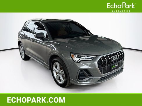 Used 2020 Audi Q3 2.0T Premium Plus w/ Premium Plus Package AWD/4WD image 1