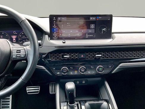 Used 2024 Honda Accord Sport image 10