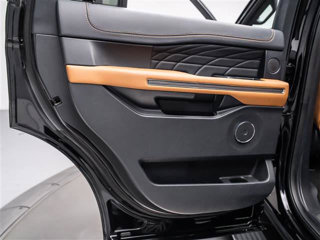 Used 2023 Ford Expedition Platinum AWD/4WD image 25