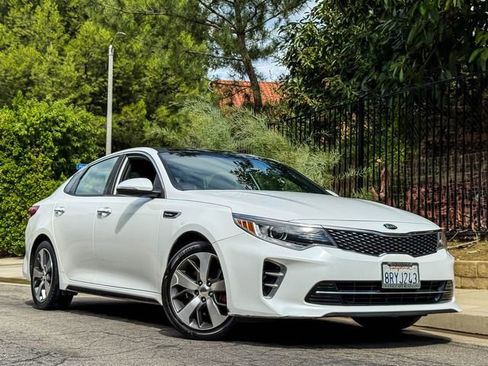 Used 2016 Kia Optima SX w/ Option Group 055 image 12