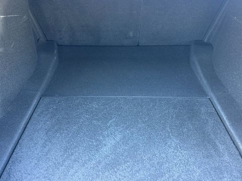 Used 2022 Tesla Model 3 Standard Range image 19