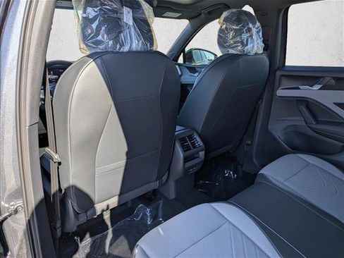 New 2026 Volkswagen Tiguan SE R-Line image 24