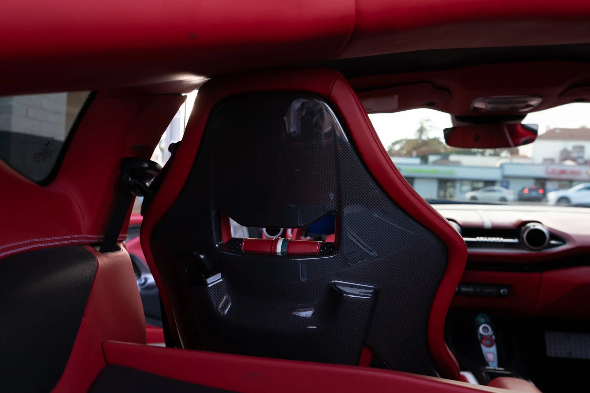 Used 2020 Ferrari 812 Superfast RWD image 76