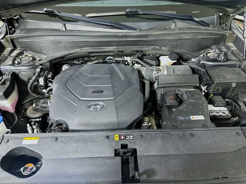 Used 2022 Hyundai Palisade Limited FWD image 9