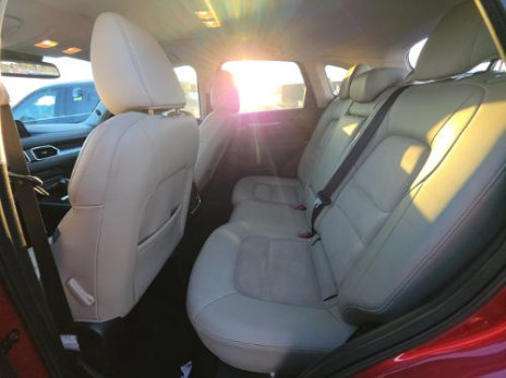 Used 2020 MAZDA CX-5 Touring FWD image 8