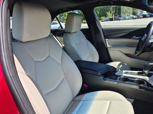 Certified 2025 Cadillac CT4 Luxury RWD image 30