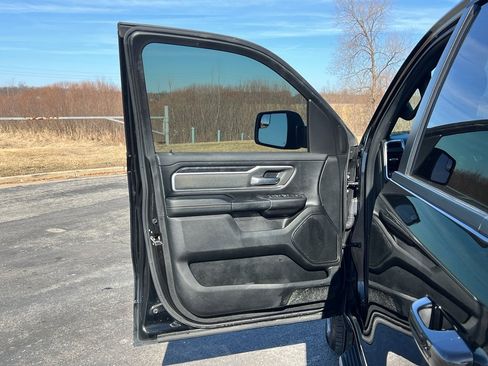 Used 2021 RAM 1500 Big Horn image 13