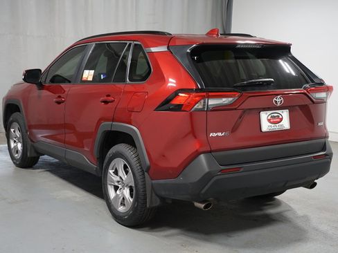 Certified 2025 Toyota RAV4 XLE w/ Convenience Package FWD image 6