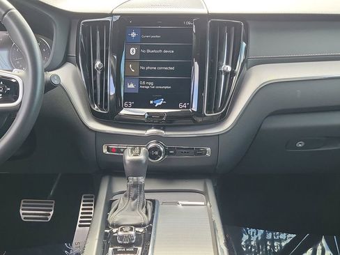 Used 2020 Volvo XC60 T5 R-Design w/ Protection Package Premier image 15