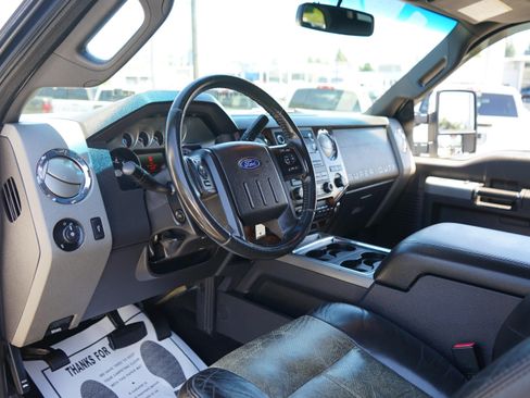 Used 2011 Ford F250 Lariat w/ Chrome Pkg AWD/4WD image 12